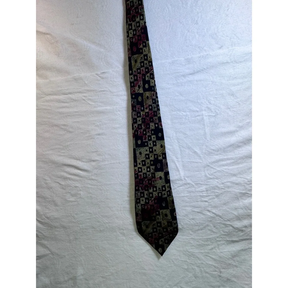 Geoffrey‎ Beene Mens Silk Tie Navy Red Gold Geometric Abstract Pattern Necktie
